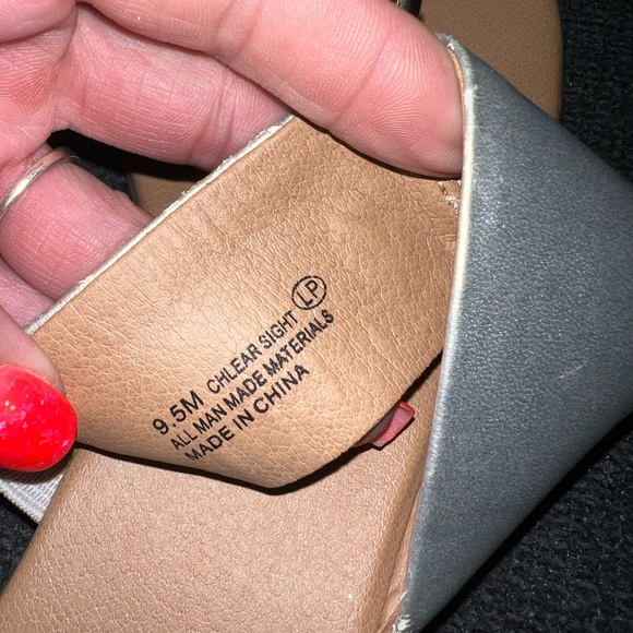 A2 by Aerosoles T-Strap Slip On Sandals - Picture 4 of 4